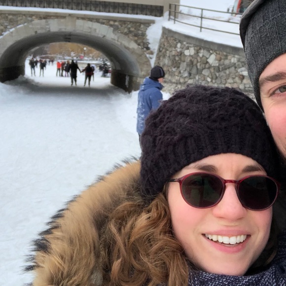 Meet your Posher, Gabrielle - Picture 1 of 1